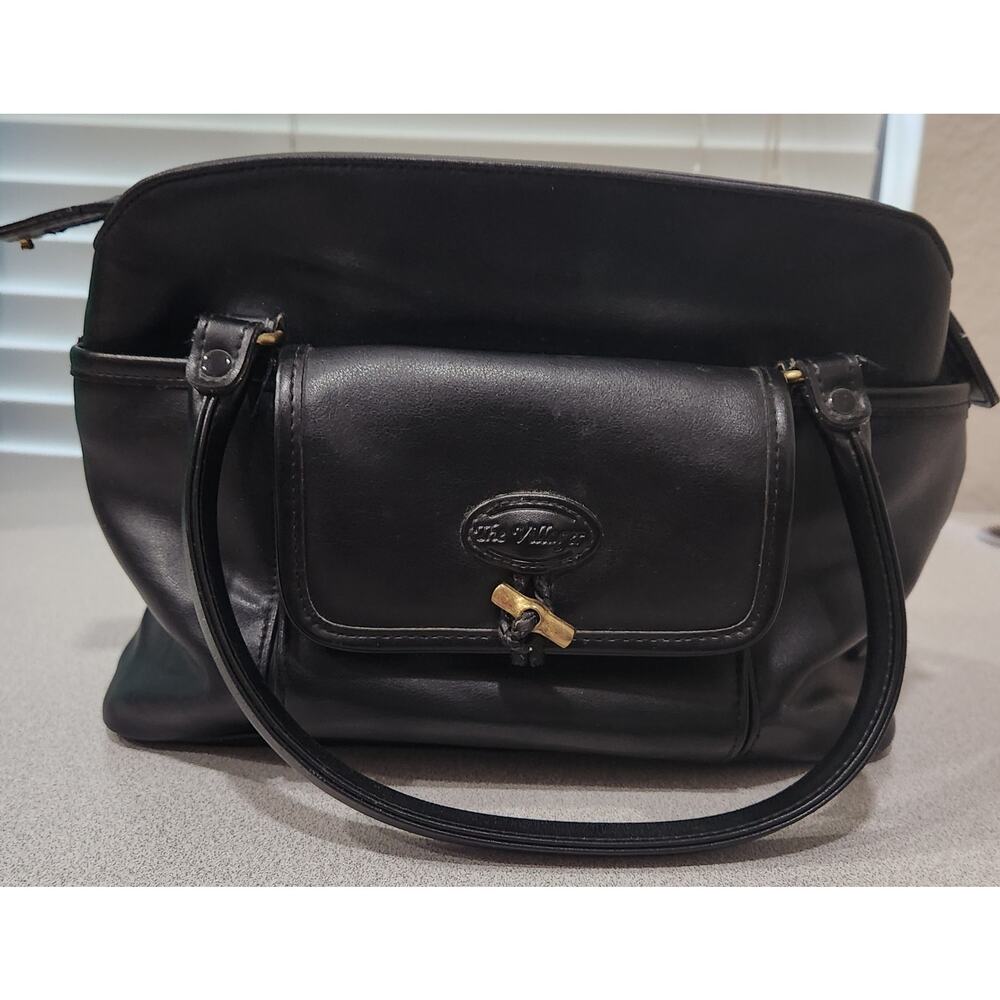VTG The Villager Black Leather Handbag Medium Size Lots of Compartments
